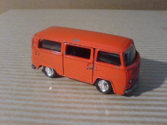 52 VW T2 microbus.jpg, 38kB